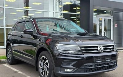 Volkswagen Tiguan II, 2018 год, 2 030 000 рублей, 1 фотография