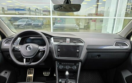 Volkswagen Tiguan II, 2018 год, 2 030 000 рублей, 7 фотография