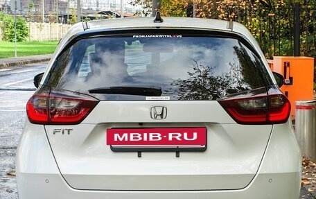 Honda Fit, 2022 год, 1 490 000 рублей, 4 фотография
