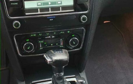 Skoda Superb III рестайлинг, 2010 год, 450 000 рублей, 10 фотография