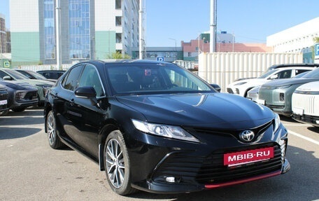 Toyota Camry, 2021 год, 3 400 000 рублей, 3 фотография