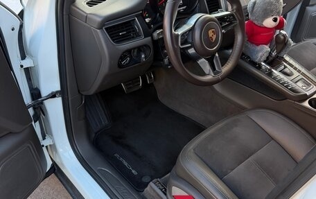 Porsche Macan I рестайлинг, 2017 год, 2 630 000 рублей, 10 фотография