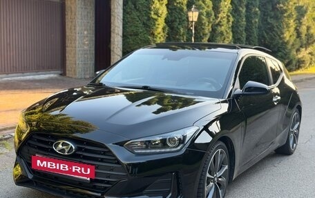 Hyundai Veloster II, 2018 год, 1 799 000 рублей, 2 фотография