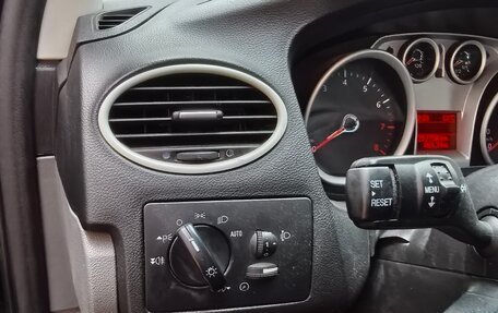 Ford Focus II рестайлинг, 2010 год, 550 000 рублей, 16 фотография