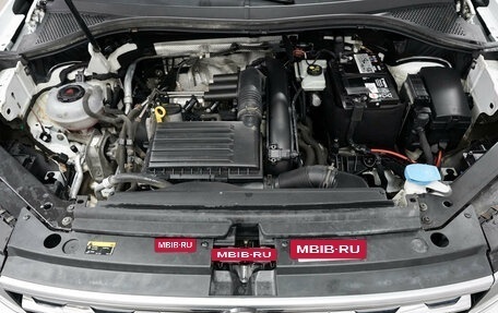 Volkswagen Tiguan II, 2019 год, 2 442 000 рублей, 11 фотография