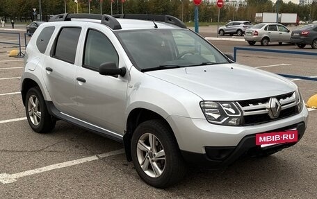 Renault Duster I рестайлинг, 2017 год, 1 300 000 рублей, 3 фотография