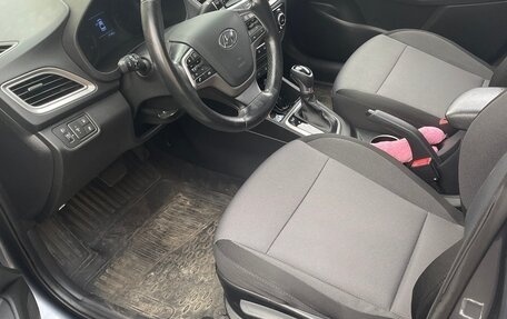 Hyundai Solaris II рестайлинг, 2019 год, 1 215 000 рублей, 5 фотография
