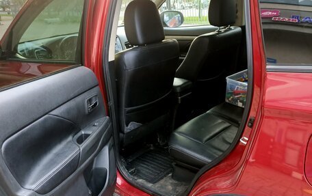 Mitsubishi Outlander III рестайлинг 3, 2014 год, 1 300 000 рублей, 5 фотография
