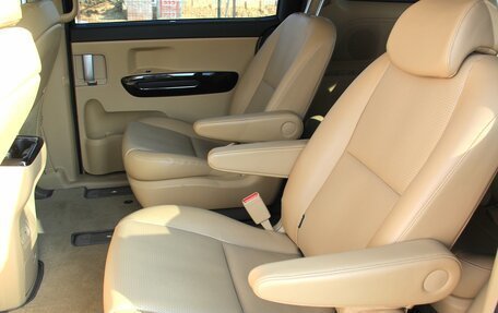 KIA Carnival III, 2019 год, 2 940 300 рублей, 29 фотография