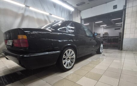 BMW 5 серия, 1991 год, 260 000 рублей, 24 фотография