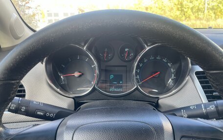 Chevrolet Cruze II, 2011 год, 600 000 рублей, 7 фотография