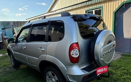 Chevrolet Niva I рестайлинг, 2012 год, 650 000 рублей, 6 фотография