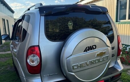 Chevrolet Niva I рестайлинг, 2012 год, 650 000 рублей, 5 фотография