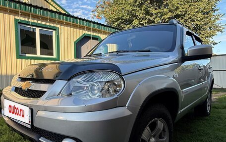 Chevrolet Niva I рестайлинг, 2012 год, 650 000 рублей, 17 фотография