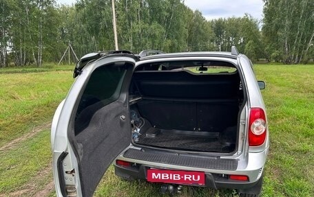 Chevrolet Niva I рестайлинг, 2012 год, 650 000 рублей, 15 фотография