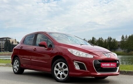 Peugeot 308 II, 2011 год, 415 000 рублей, 3 фотография