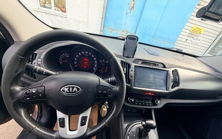 KIA Sportage III, 2011 год, 1 050 000 рублей, 18 фотография