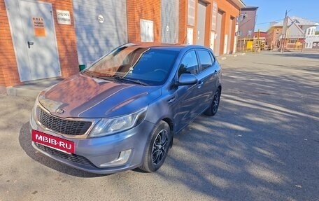 KIA Rio III рестайлинг, 2013 год, 720 000 рублей, 3 фотография