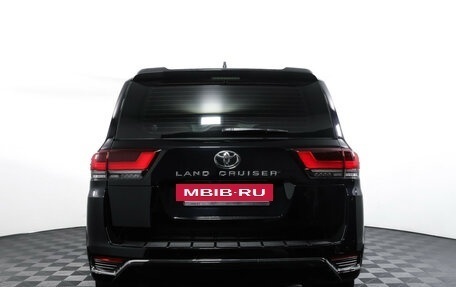 Toyota Land Cruiser, 2025 год, 12 890 000 рублей, 6 фотография