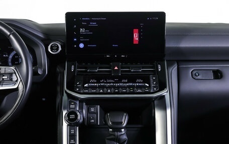 Toyota Land Cruiser, 2025 год, 12 890 000 рублей, 14 фотография