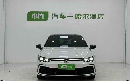 Volkswagen Golf VIII, 2021 год, 1 820 000 рублей, 2 фотография