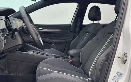 Volkswagen Golf VIII, 2021 год, 1 820 000 рублей, 7 фотография