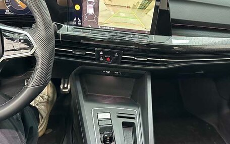 Volkswagen Golf VIII, 2021 год, 1 820 000 рублей, 14 фотография