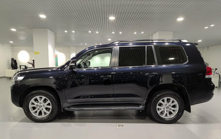 Toyota Land Cruiser 200, 2018 год, 6 747 000 рублей, 10 фотография