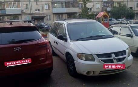 Dodge Caravan IV, 2005 год, 550 000 рублей, 2 фотография