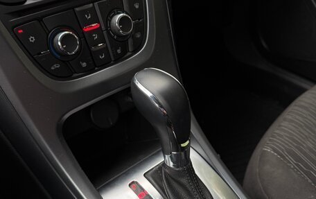 Opel Astra J, 2013 год, 720 000 рублей, 4 фотография