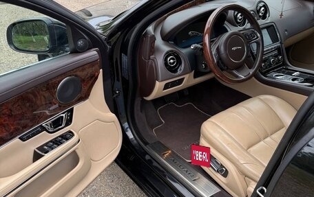 Jaguar XJ IV (X351), 2015 год, 2 350 000 рублей, 7 фотография