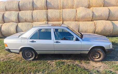 Mercedes-Benz 190 (W201), 1983 год, 430 000 рублей, 6 фотография