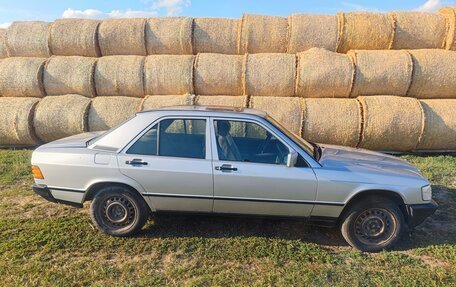Mercedes-Benz 190 (W201), 1983 год, 430 000 рублей, 11 фотография