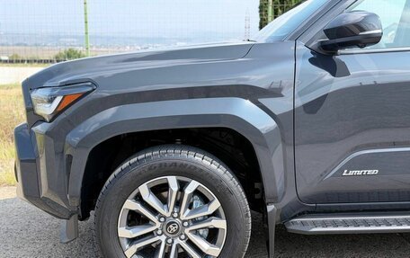 Toyota 4Runner, 2026 год, 13 490 000 рублей, 17 фотография