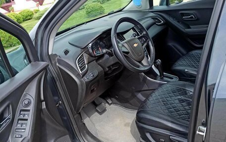 Chevrolet Trax, 2018 год, 1 445 000 рублей, 10 фотография