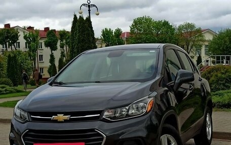 Chevrolet Trax, 2018 год, 1 445 000 рублей, 2 фотография