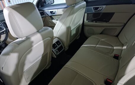 Jaguar XF I рестайлинг, 2012 год, 990 000 рублей, 10 фотография