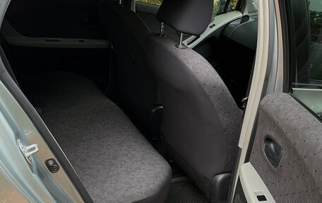 Toyota Vitz, 2010 год, 605 000 рублей, 12 фотография