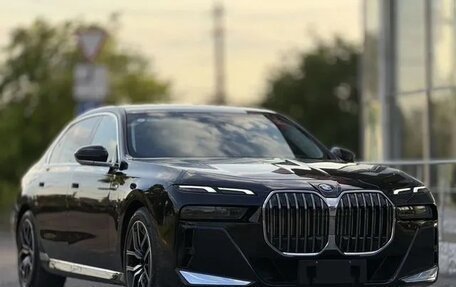 BMW 7 серия, 2023 год, 9 999 999 рублей, 7 фотография