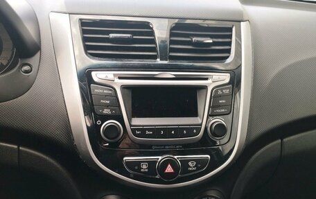 Hyundai Solaris II рестайлинг, 2013 год, 760 000 рублей, 11 фотография