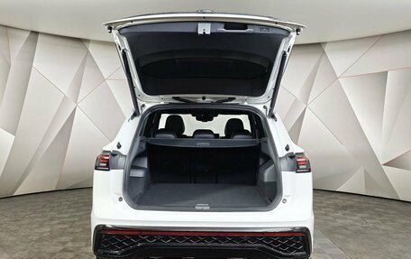 Volkswagen Tiguan, 2025 год, 4 373 000 рублей, 12 фотография
