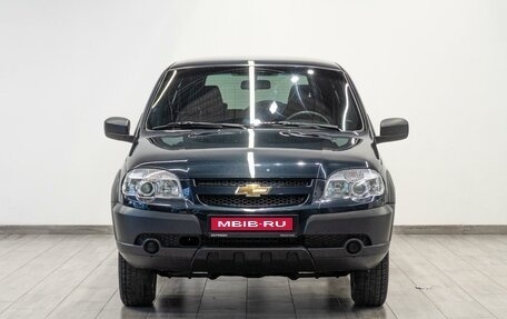 Chevrolet Niva I рестайлинг, 2019 год, 979 000 рублей, 3 фотография