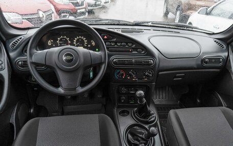 Chevrolet Niva I рестайлинг, 2019 год, 979 000 рублей, 6 фотография