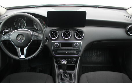 Mercedes-Benz A-Класс, 2014 год, 1 020 000 рублей, 17 фотография