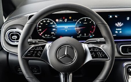 Mercedes-Benz V-Класс, 2026 год, 14 290 000 рублей, 19 фотография