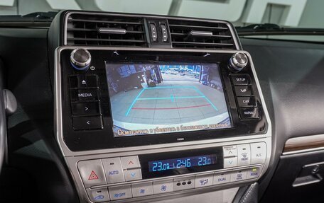 Toyota Land Cruiser Prado 150 рестайлинг 2, 2020 год, 6 849 000 рублей, 14 фотография