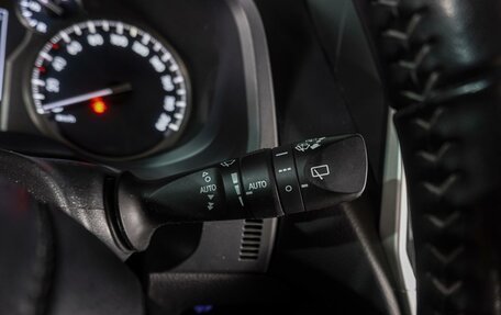 Toyota Land Cruiser Prado 150 рестайлинг 2, 2020 год, 6 849 000 рублей, 20 фотография