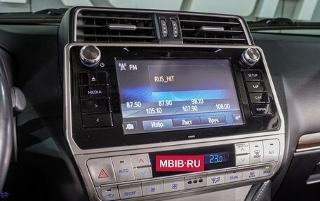 Toyota Land Cruiser Prado 150 рестайлинг 2, 2020 год, 6 849 000 рублей, 15 фотография