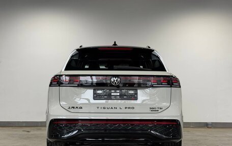 Volkswagen Tiguan, 2026 год, 4 750 000 рублей, 6 фотография