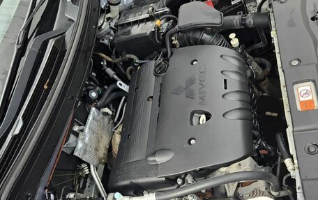 Mitsubishi Outlander III рестайлинг 3, 2012 год, 1 250 000 рублей, 19 фотография